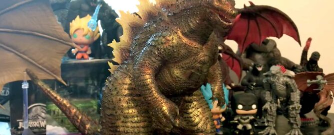 High Flyers Tag Team reviews the X-Plus Large Monster Series Godzilla 2019 vinyl figure.