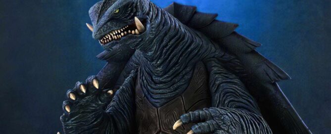 X-Plus 30cm Series Gamera 1999 Ver. 2 vinyl figure.